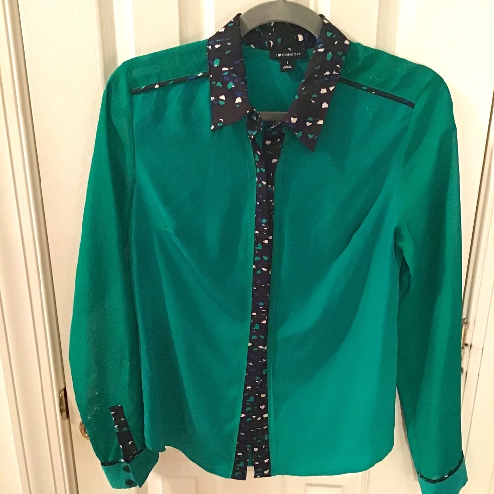 Never worn green blouse